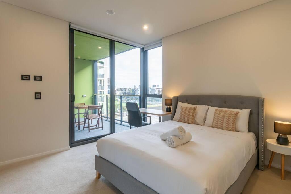 Z4 Walk To Bus Stop 2 Car Spaces Spacious Family Apartment Sydney